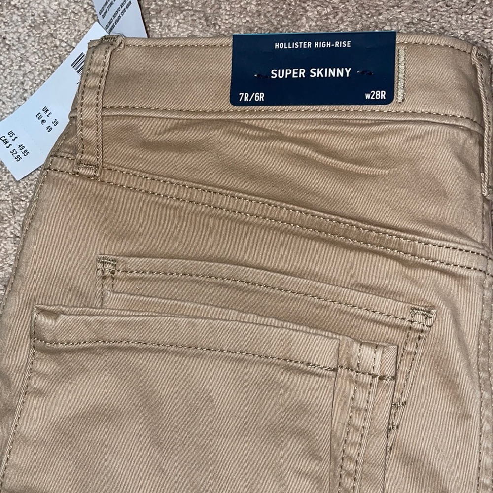 NWT Hollister Skinny Jeans